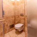 Locals Monastery Appartement *
