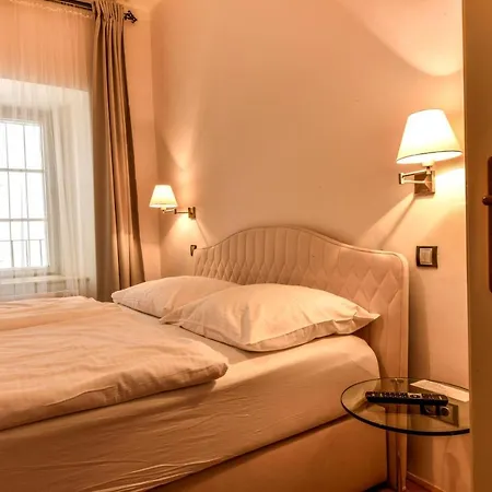 Locals Monastery Apartment