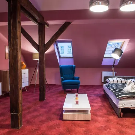Locals Monastery Apartment *