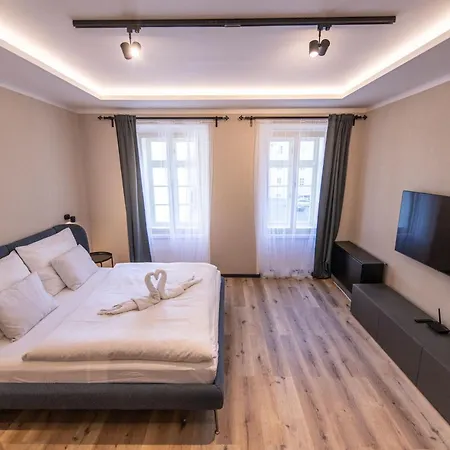 Locals Monastery Apartment