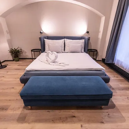 Locals Monastery Apartment Prague