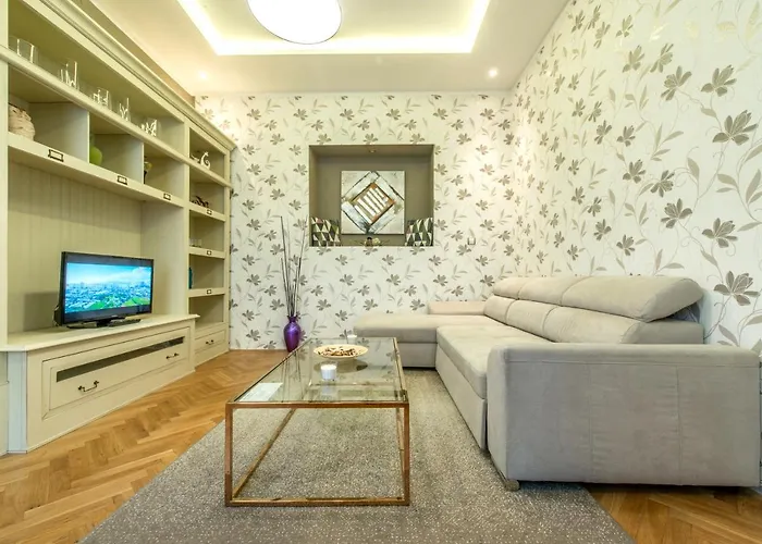 Apartamento Locals Monastery *
